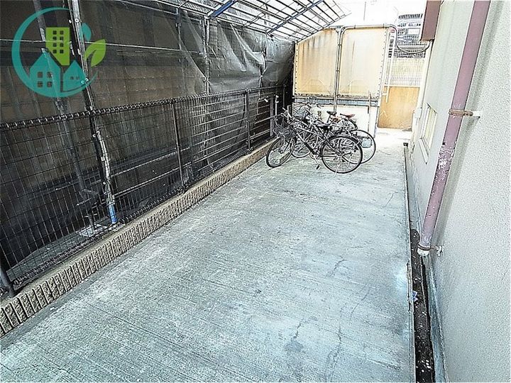 ストランドパレーのその他画像