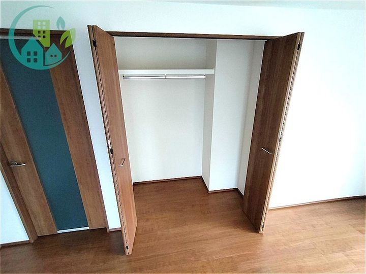 ストランドパレーのその他画像