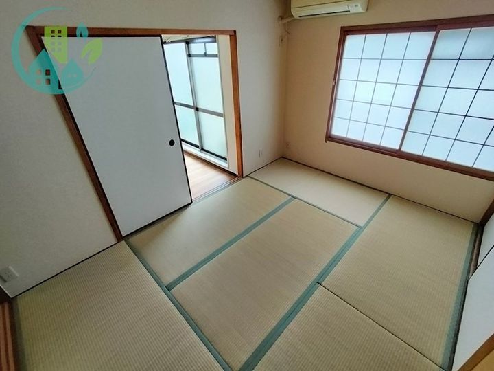 大石北町マンションの居間