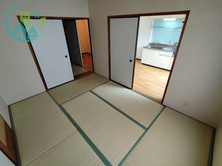 大石北町マンションの居間