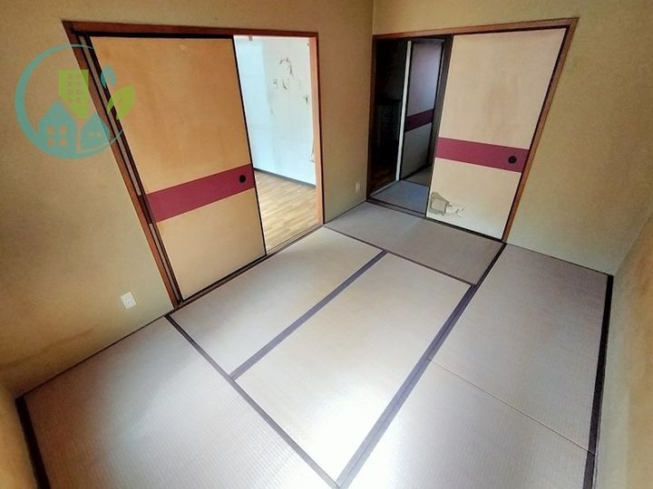 大石北町マンションの居間