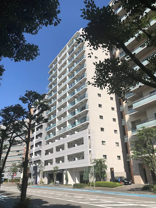 エル・イソベ三宮の外観