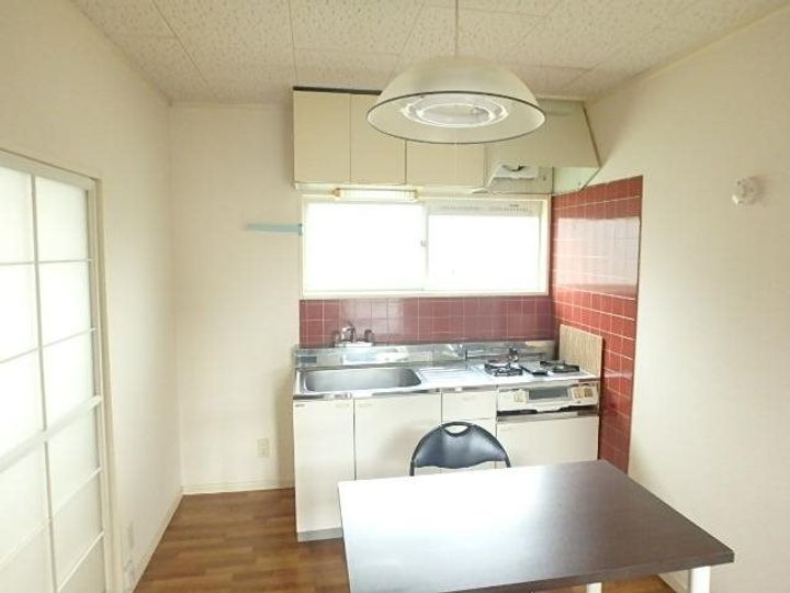 ファミール大島202のキッチン