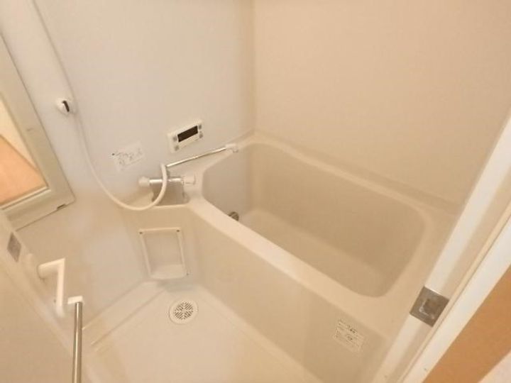 ブレインコート ルピナス102の風呂