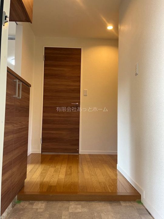 ハイツ八幡山 A201の居間