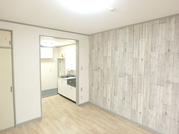 アリス太田第6105の居間