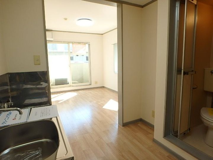 アリス太田第6105の居間