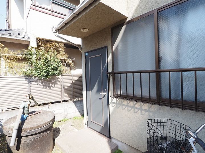 ハウスろば202の外観