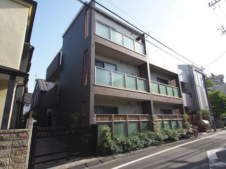 novel輝204の外観