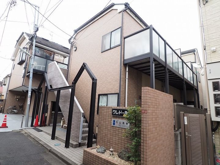 クレドール202の外観