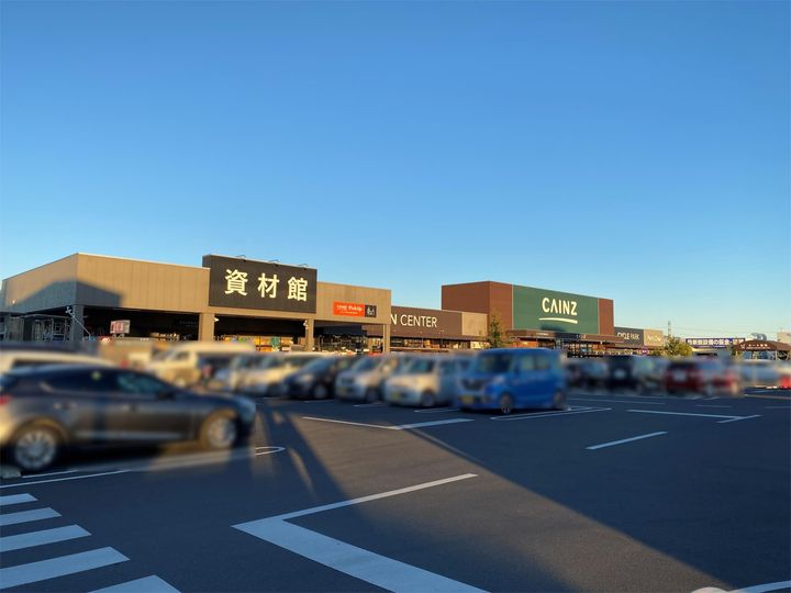 サンパーシモンの周辺