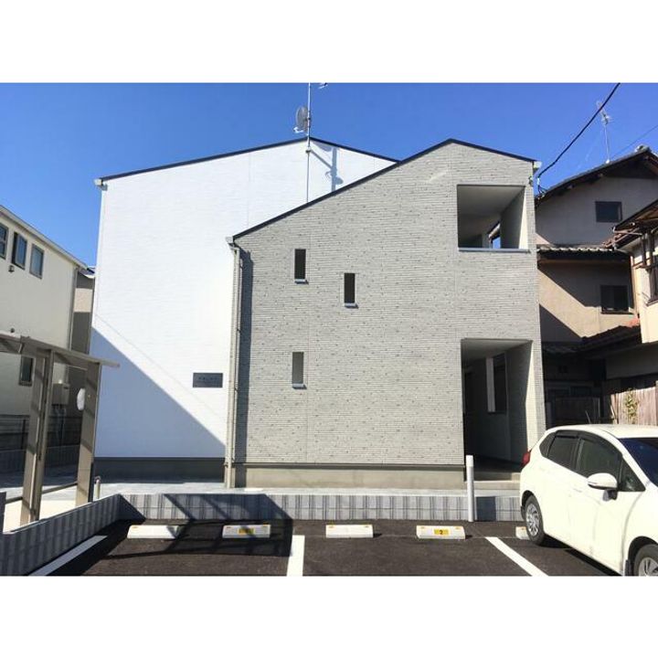 アカンサス102の外観