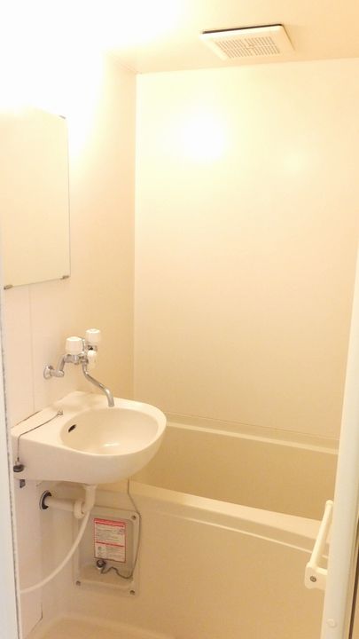 レオパレス緑園邸の風呂