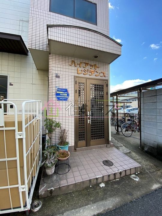 ハイアットレジデンスの玄関