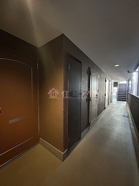 プレール新町の玄関