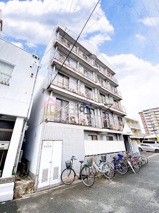 グランビルド平林の外観