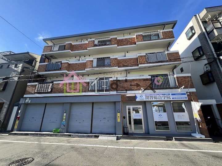 グリーンハイツ今津の外観