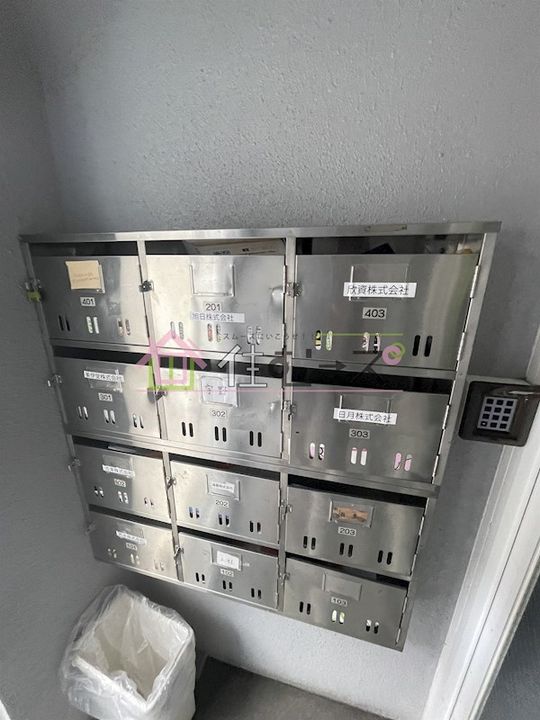 アスカ藤の玄関