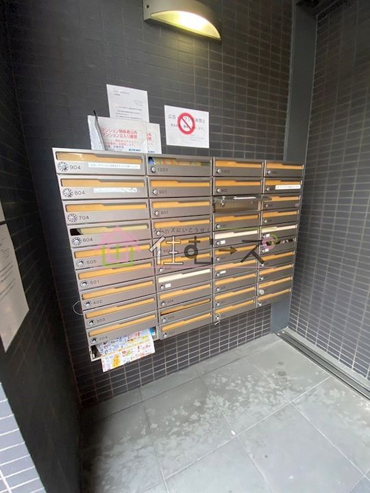 W.O.B SHINMACHIの玄関