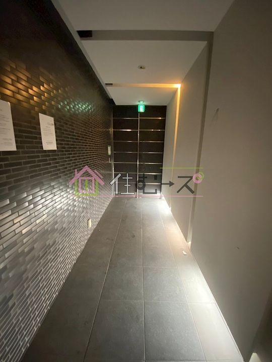 W.O.B SHINMACHIの玄関