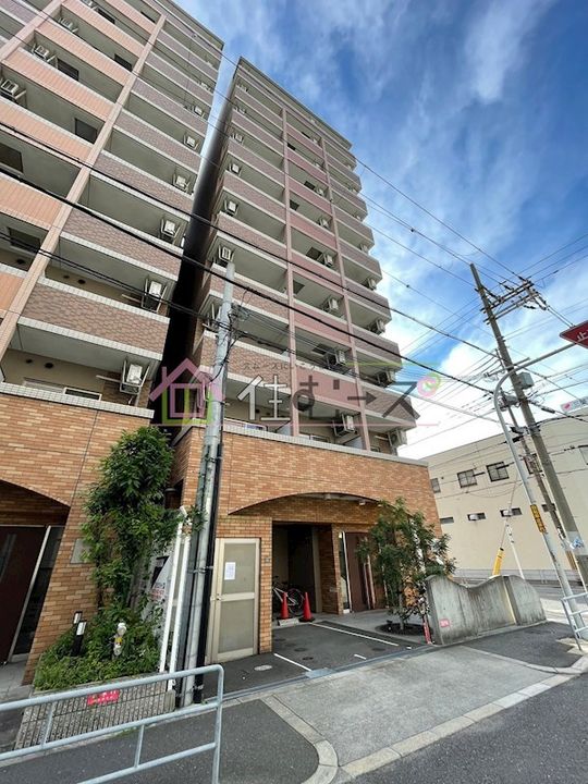 シャルマンフジ阿波座ウエストの外観