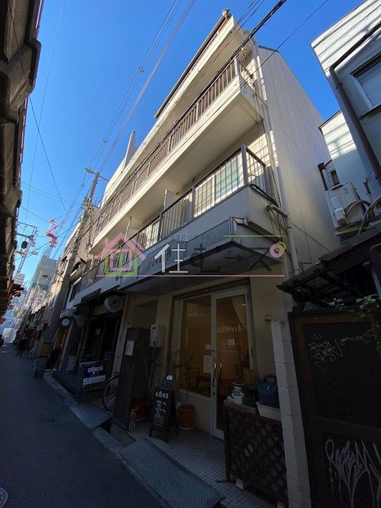 中崎ビルの外観