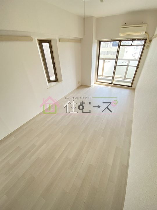 パールスクエアーの居間