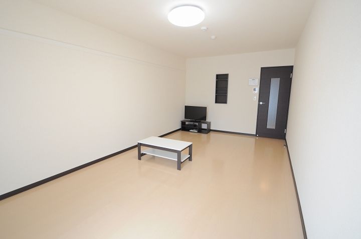 レオネクストエルベ八千代の居間