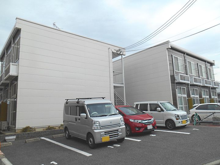 レオパレスヴィヴレ大弥の外観