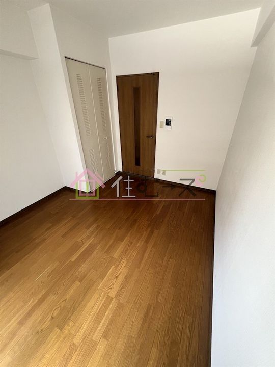 エスリード北大阪の居間