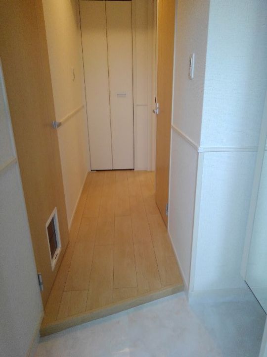 フルール Mの玄関