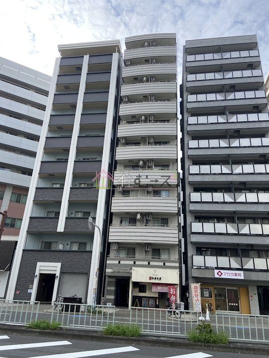 ラ・フォンテ阿波座の外観