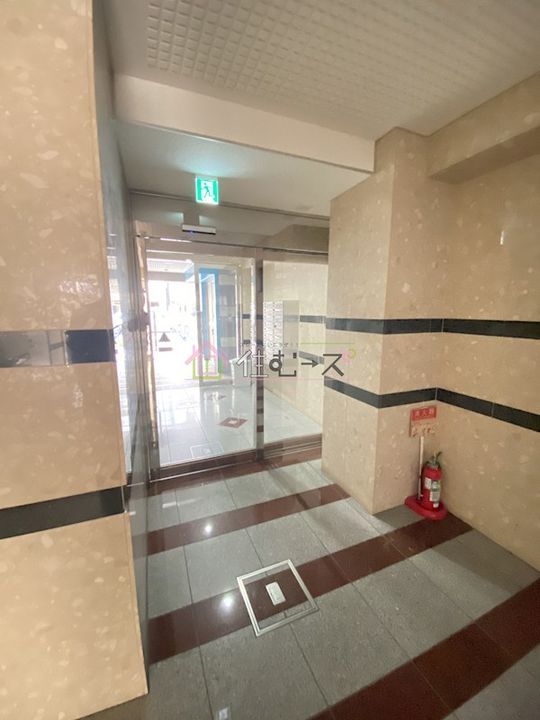 ラ・フォンテ阿波座の玄関