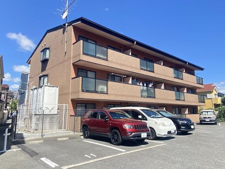 シャルム千里丘の外観