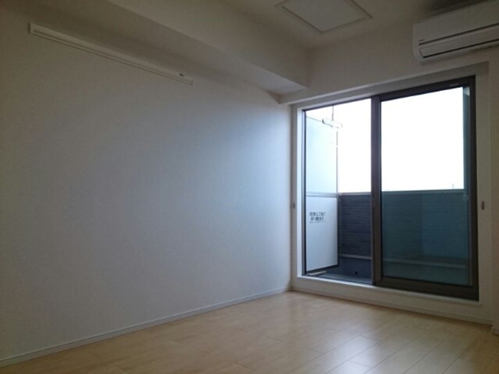 ソーレ・ピアッツアの居間