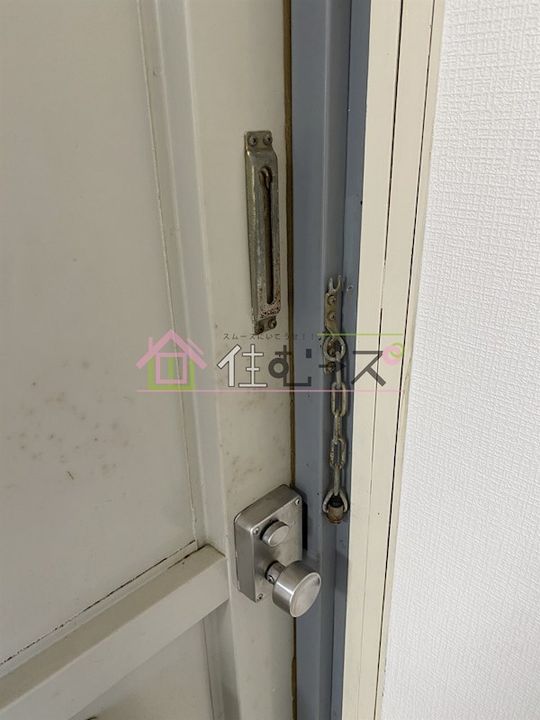 アパートメント東成Ⅱの玄関