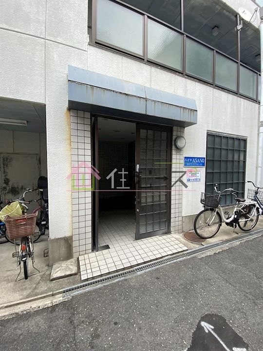 ハイツアスカの玄関