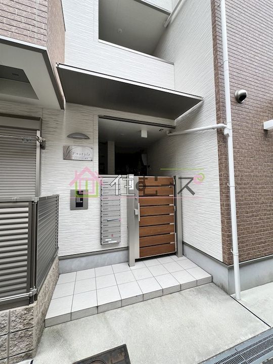F+style此花の玄関
