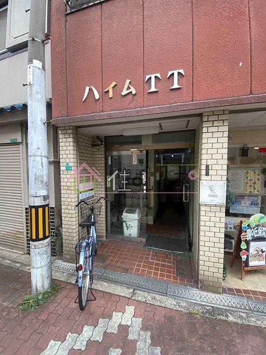 ハイムTTの玄関