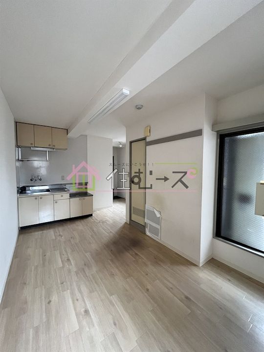 ハイムTTの居間