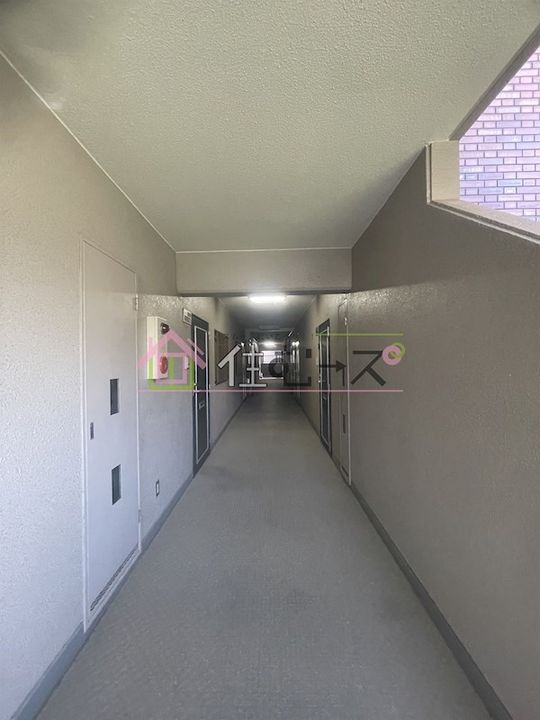 ハイムM&K今津の玄関