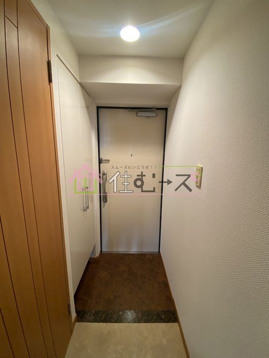 クレアート難波南の玄関