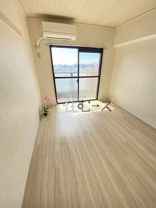 東洋プラザ泉尾の居間