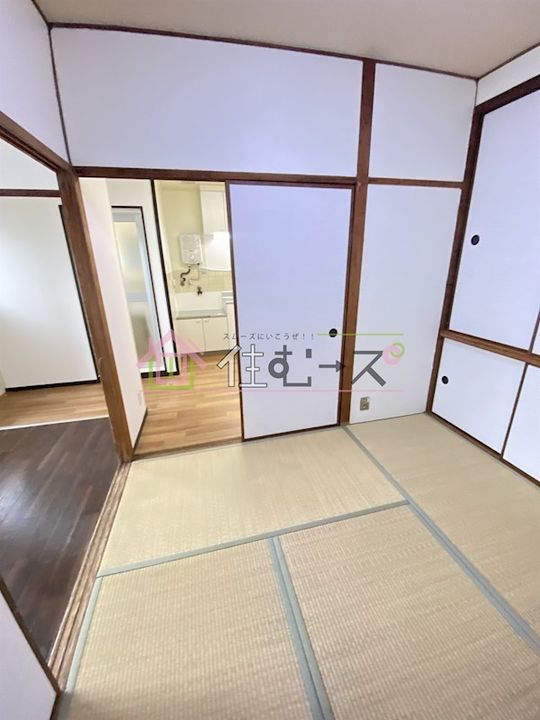 大洋マンションの居間