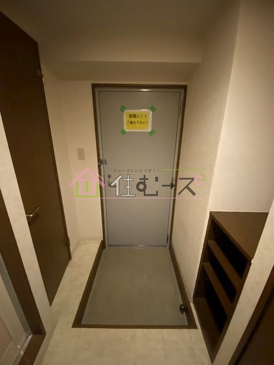 カーサゼブラの玄関