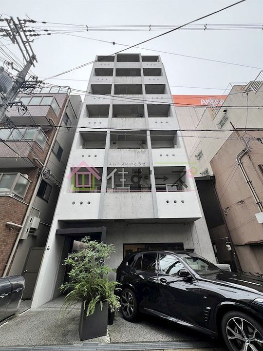 クリスタル昭和の外観