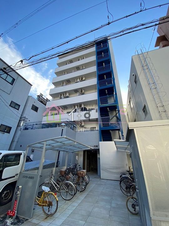 エトワール市岡の外観
