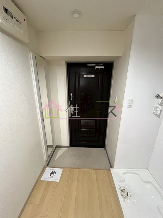 エトワール市岡の玄関