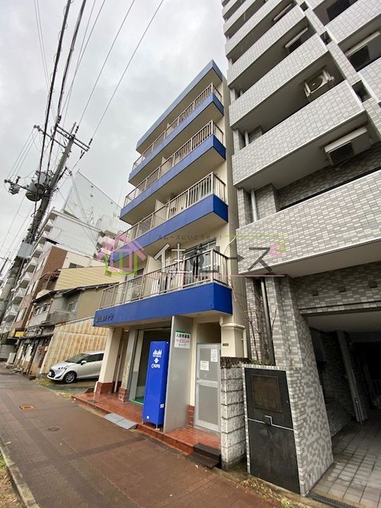 新大阪ハイツの外観