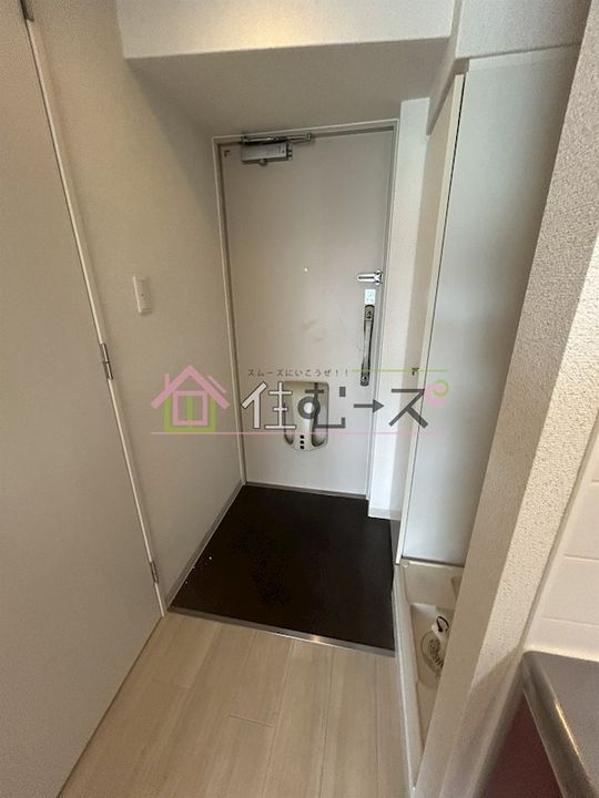 M’プラザ長居駅前の玄関